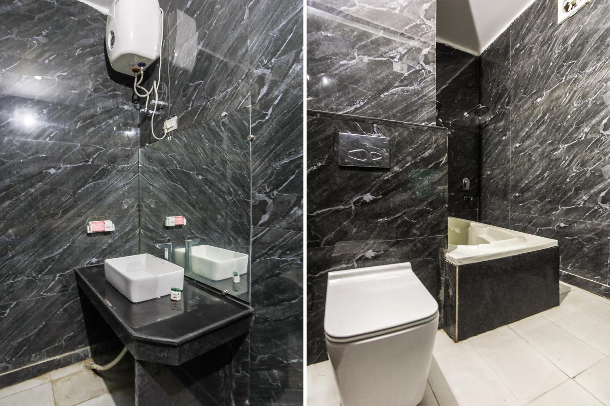 Hotel O Aarush Jhajhar Kültér fotó